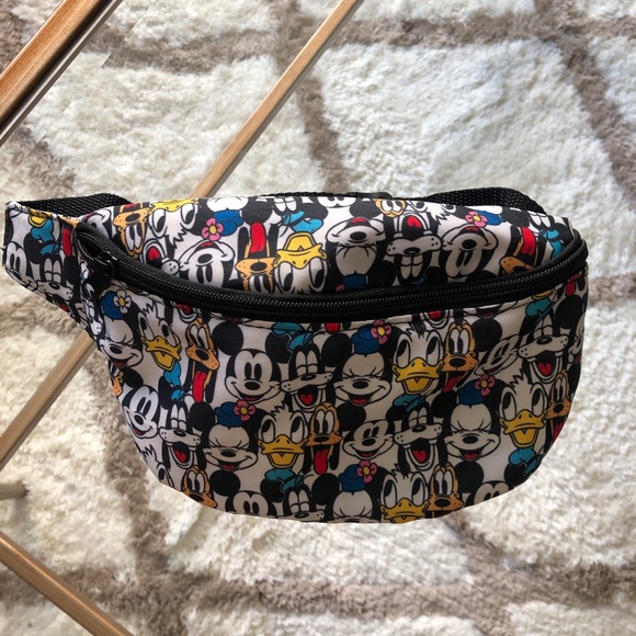 cute fanny packs forever 21